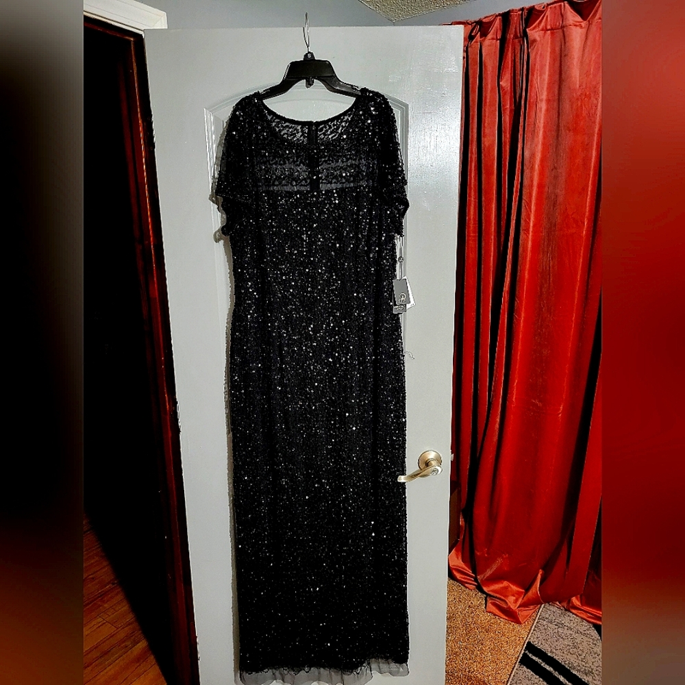 20w Adrianna Papell black sequin dress